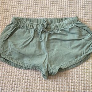 Green Abbeline shorts